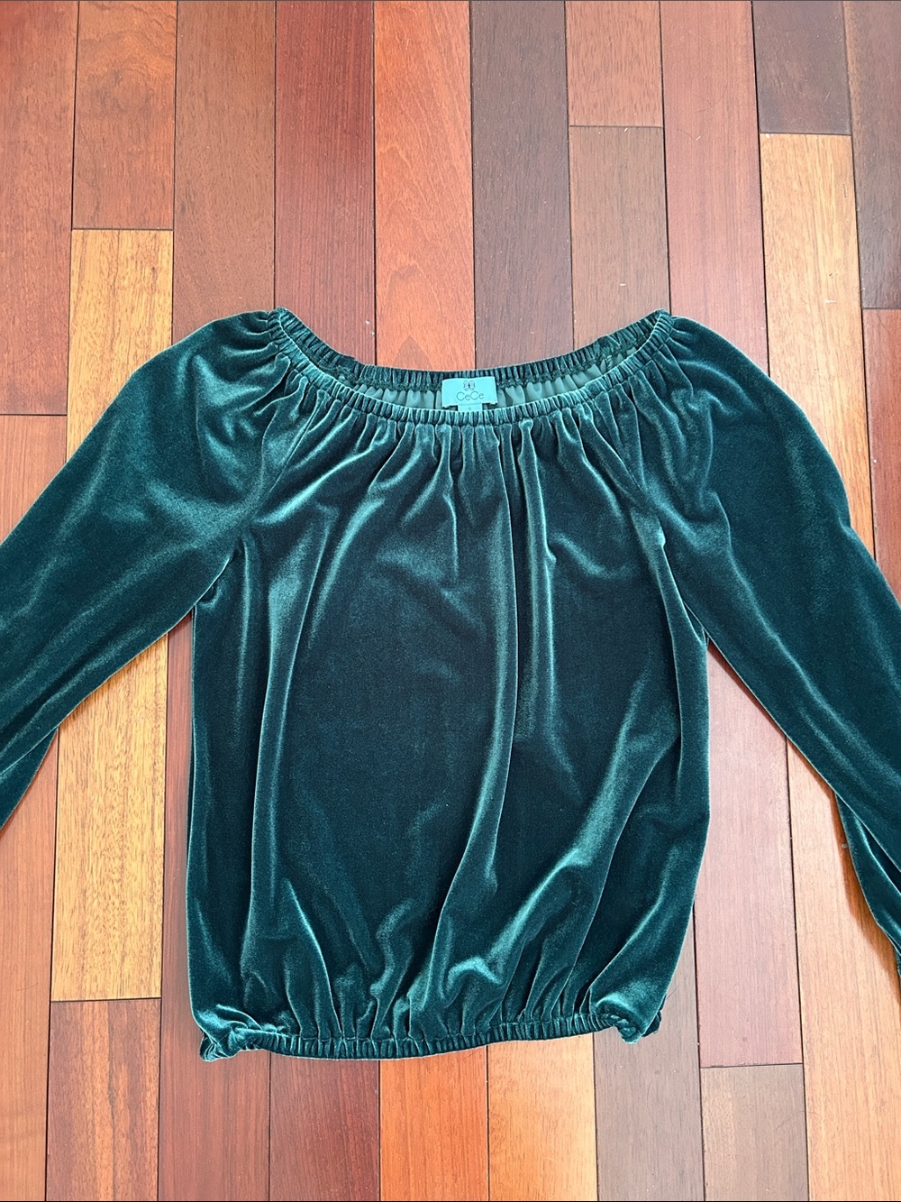 CeCe Emerald Green Off-Shoulder Velvet Blouse